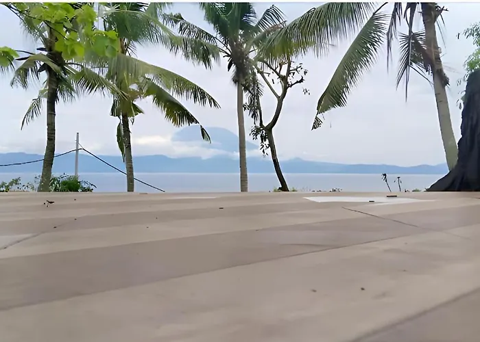 Tinggian Hill Retreat Hotel 3*