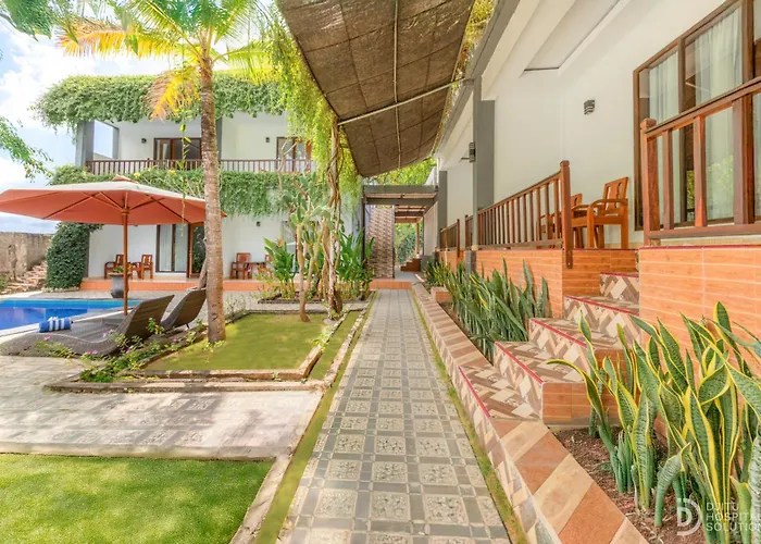 Tinggian Hill Retreat 3* Batununggul